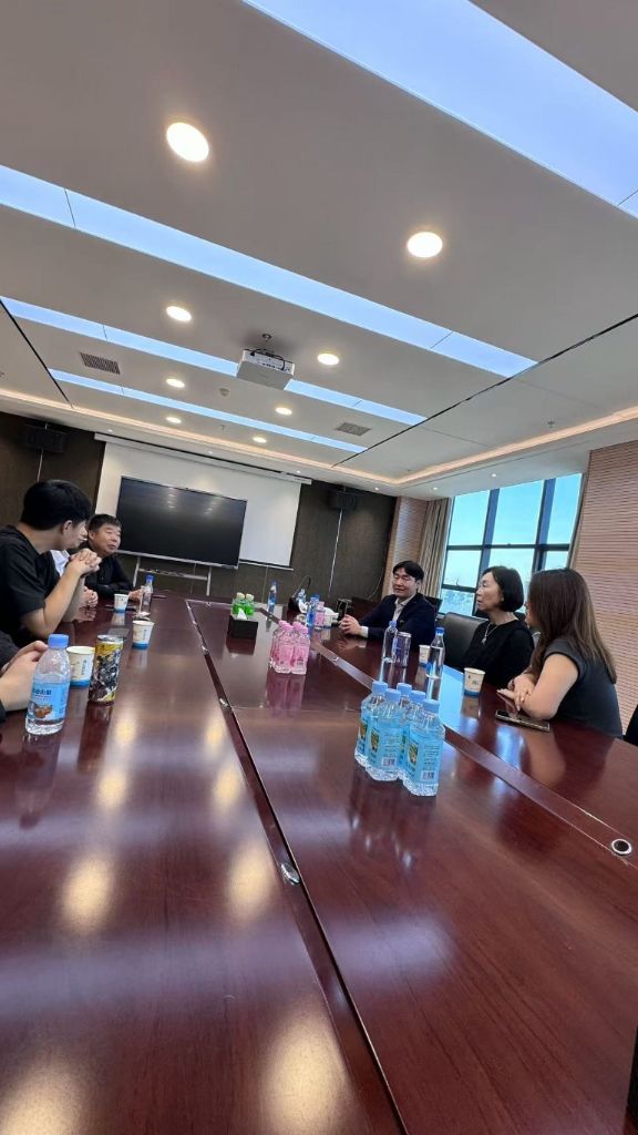 비즈니스 협력 방안 논의